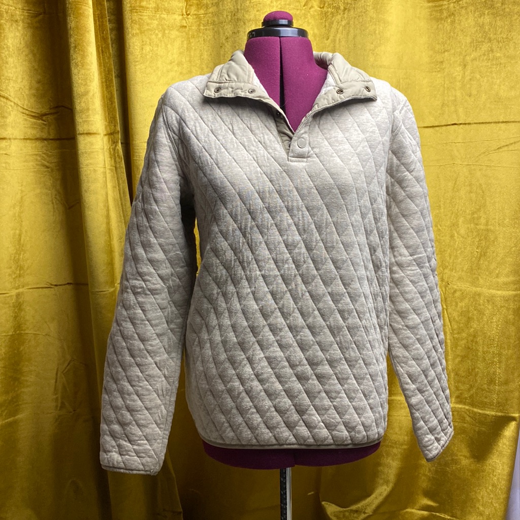 Collared Quilted Pattern Pull Over 3/4 Button Down Beige